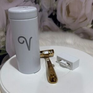 Gold Razor
